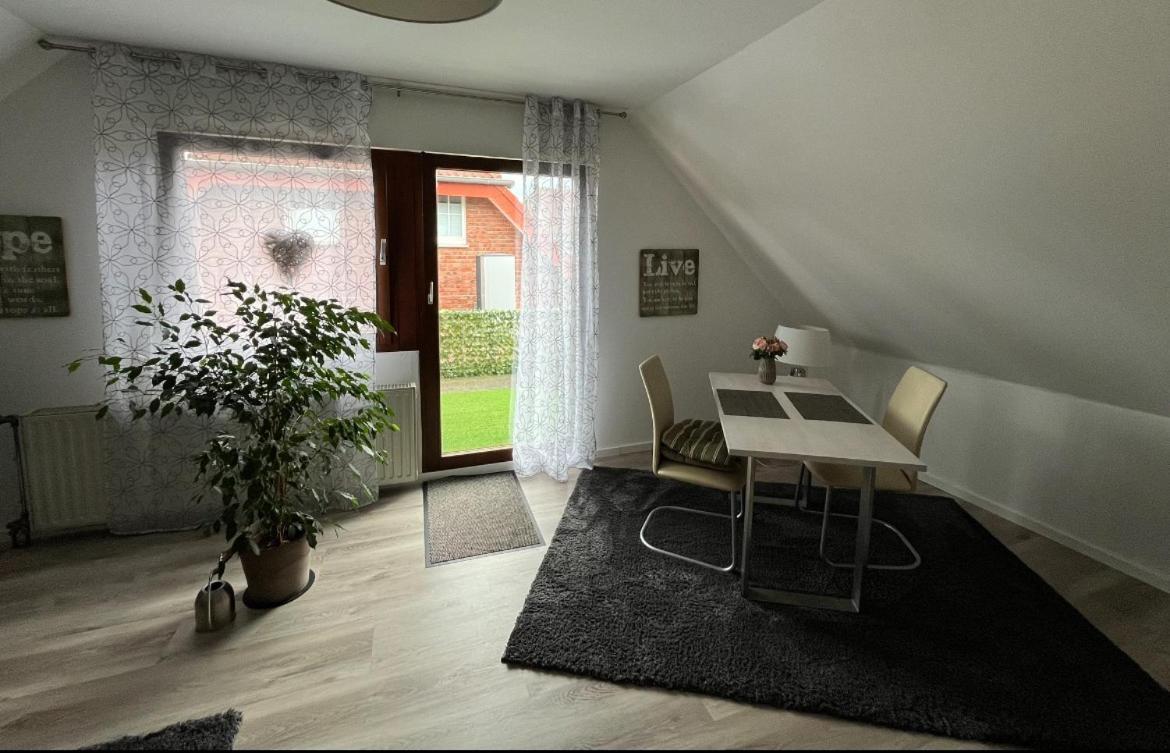 Ferienwohnung Kleine Auszeit Ашеберг Екстер'єр фото